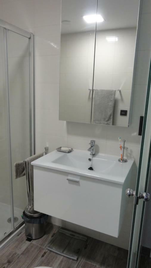 Oasis Beach 5 Apartment โอริอุเอลา ภายนอก รูปภาพ